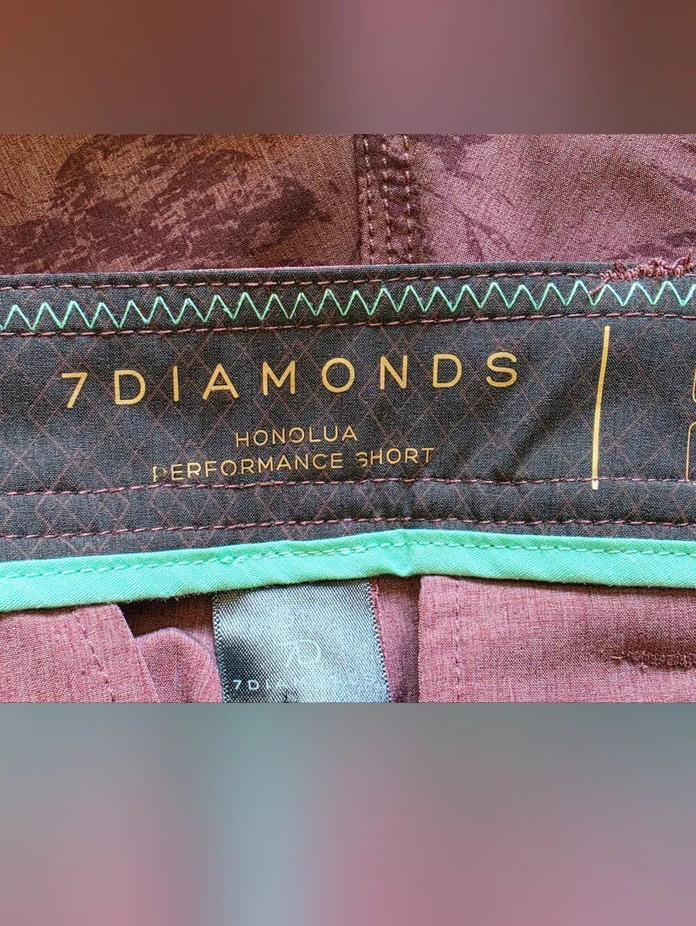 Mens 7 Diamonds Honolua Performance Shorts